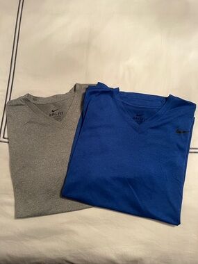 Nike Dri-FIT V-Neck Tees - Blue & Gray